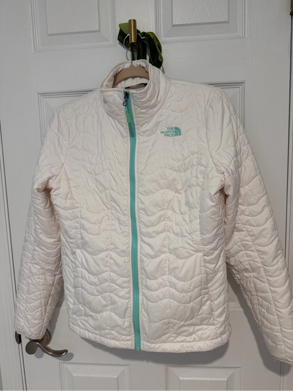 Women's Cream Quilted Puffer Jacket with Mint Trim